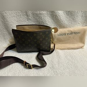 Louis Vuitton Brown Monogram Shoulder Bag